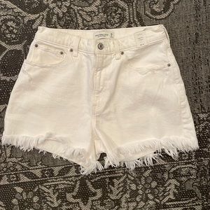 Abercrombie & Fitch White Denim Curve Love Shorts